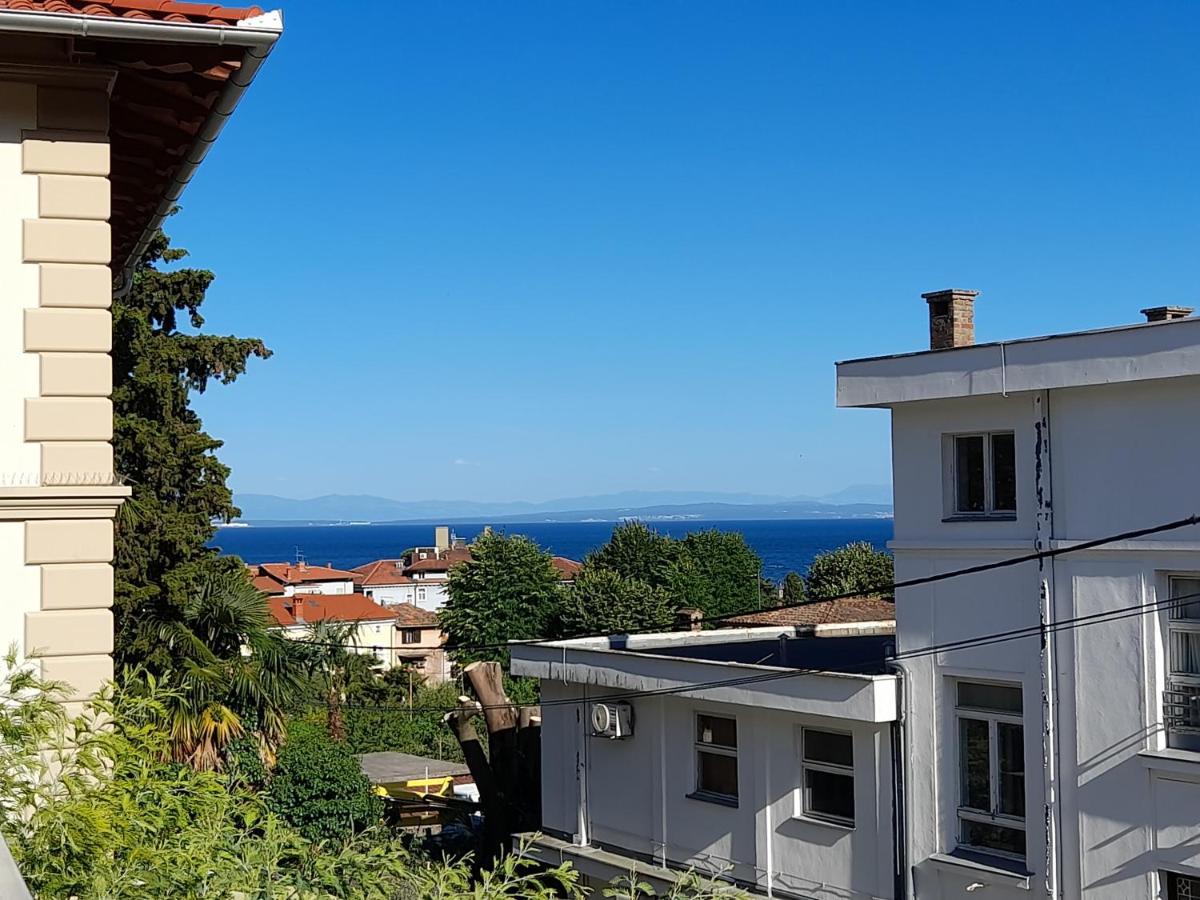 Apartments Orange Lovran Exterior foto